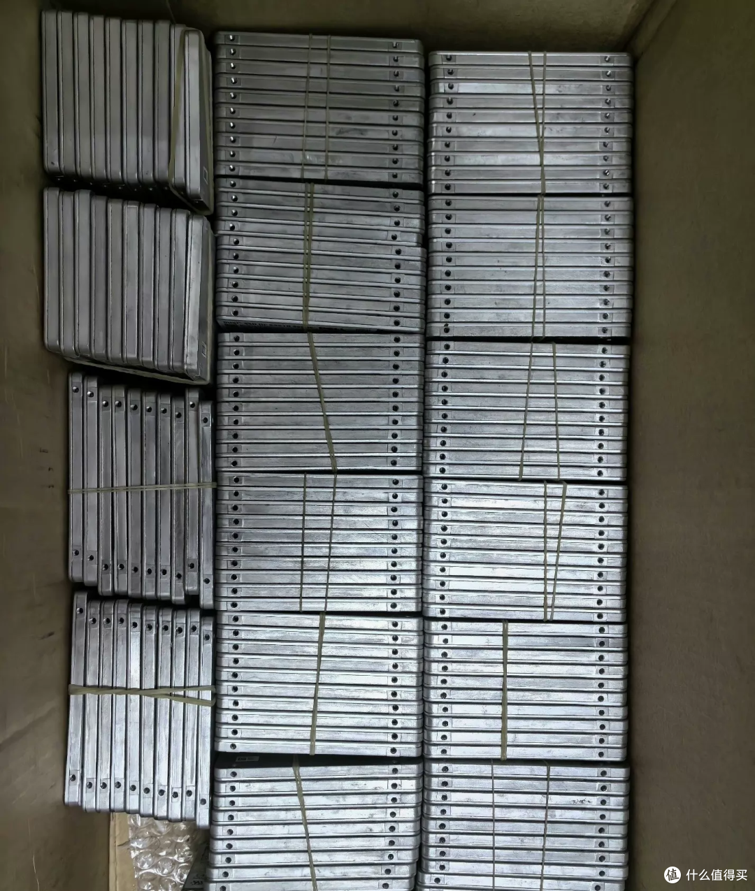 699元收十一年前的英特尔企业盘,抄底还是接盘
