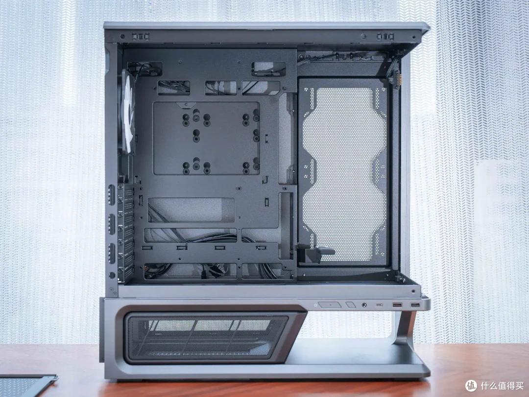 悬浮留白,风道自成:微星MPG VIXTA 300R AIRFLOW PZ 装机分享