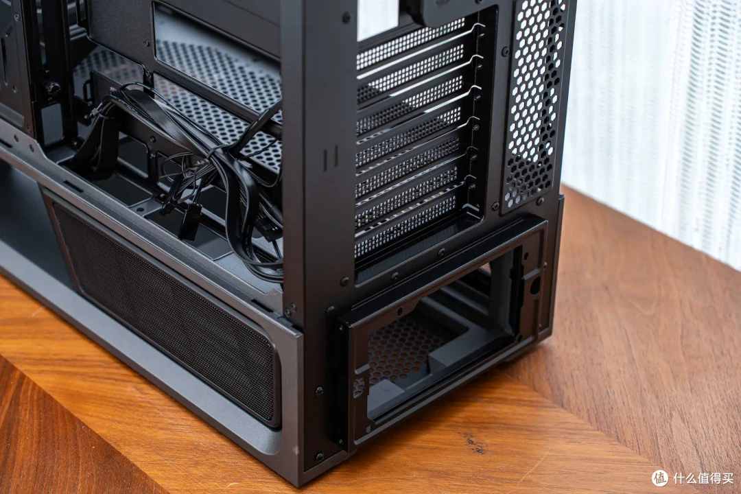 悬浮留白,风道自成:微星MPG VIXTA 300R AIRFLOW PZ 装机分享