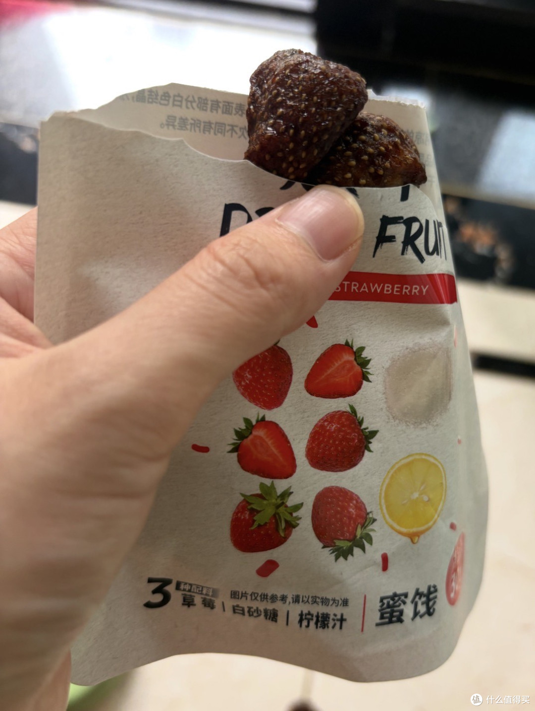 去迪卡侬买鞋,结果拎一兜零食回来:现在品牌咋都跟山姆杠上了?