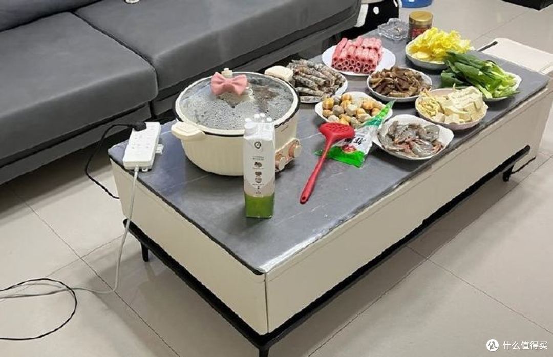 大餐桌一年坐满一两回,倒底留不留?