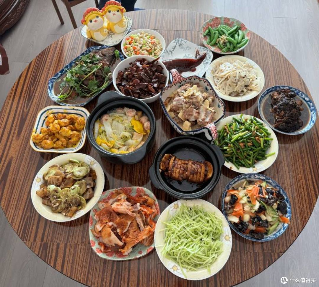 大餐桌一年坐满一两回,倒底留不留?