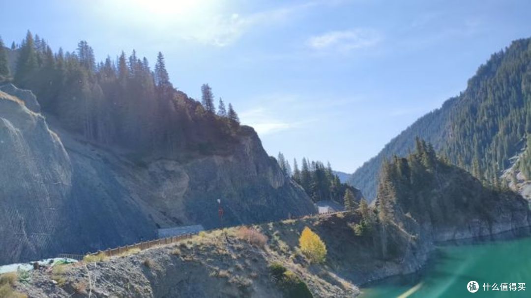 双节自驾去天山大峡谷，看秋日盛景！