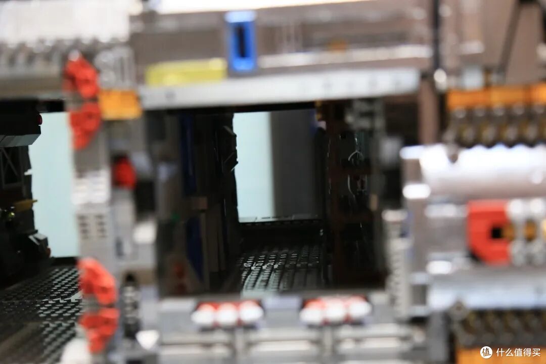 从零手搓16.7kg巨型履带式载具《碾》,蒸汽朋克×末世废土混搭MOC