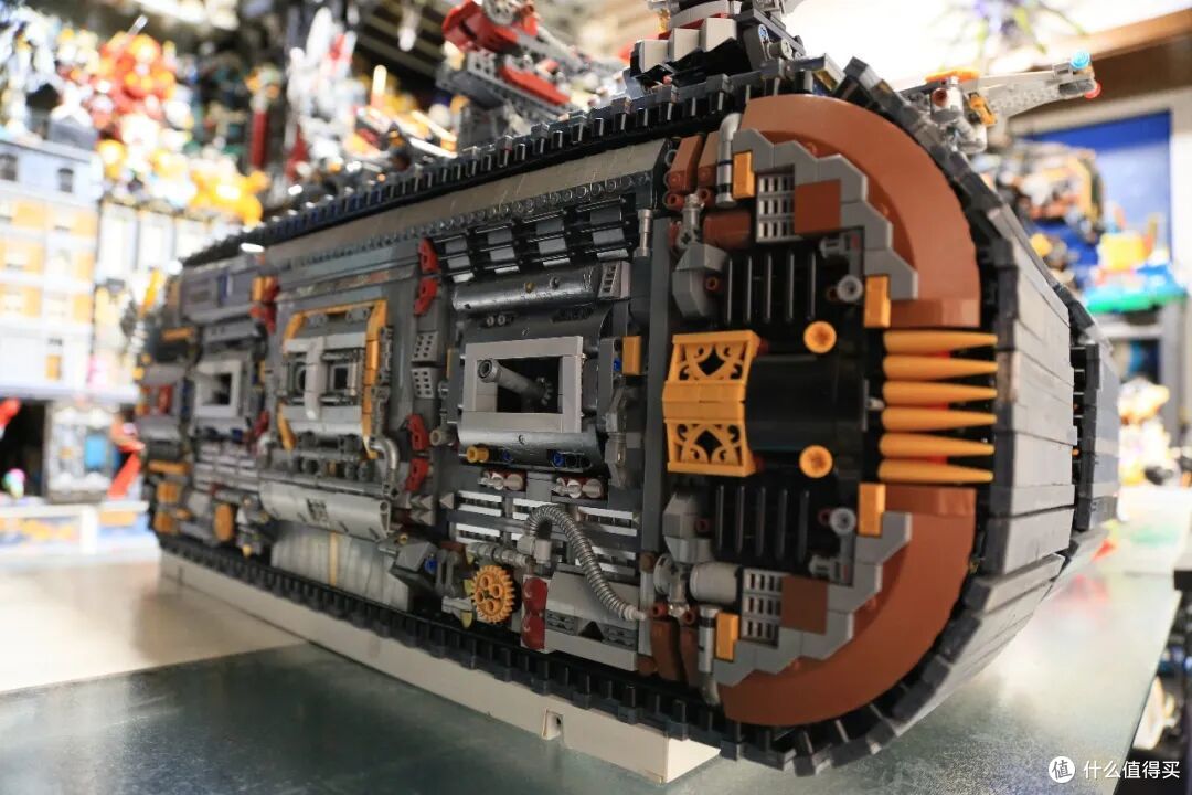 从零手搓16.7kg巨型履带式载具《碾》,蒸汽朋克×末世废土混搭MOC
