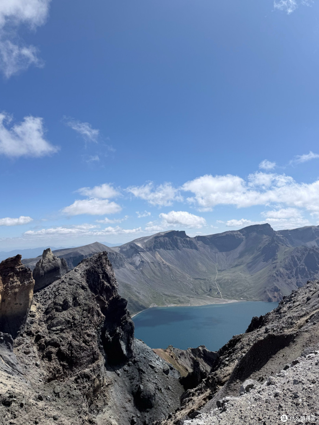 自驾天山天池:在碎石与碧水间,寻一场双节避世之旅