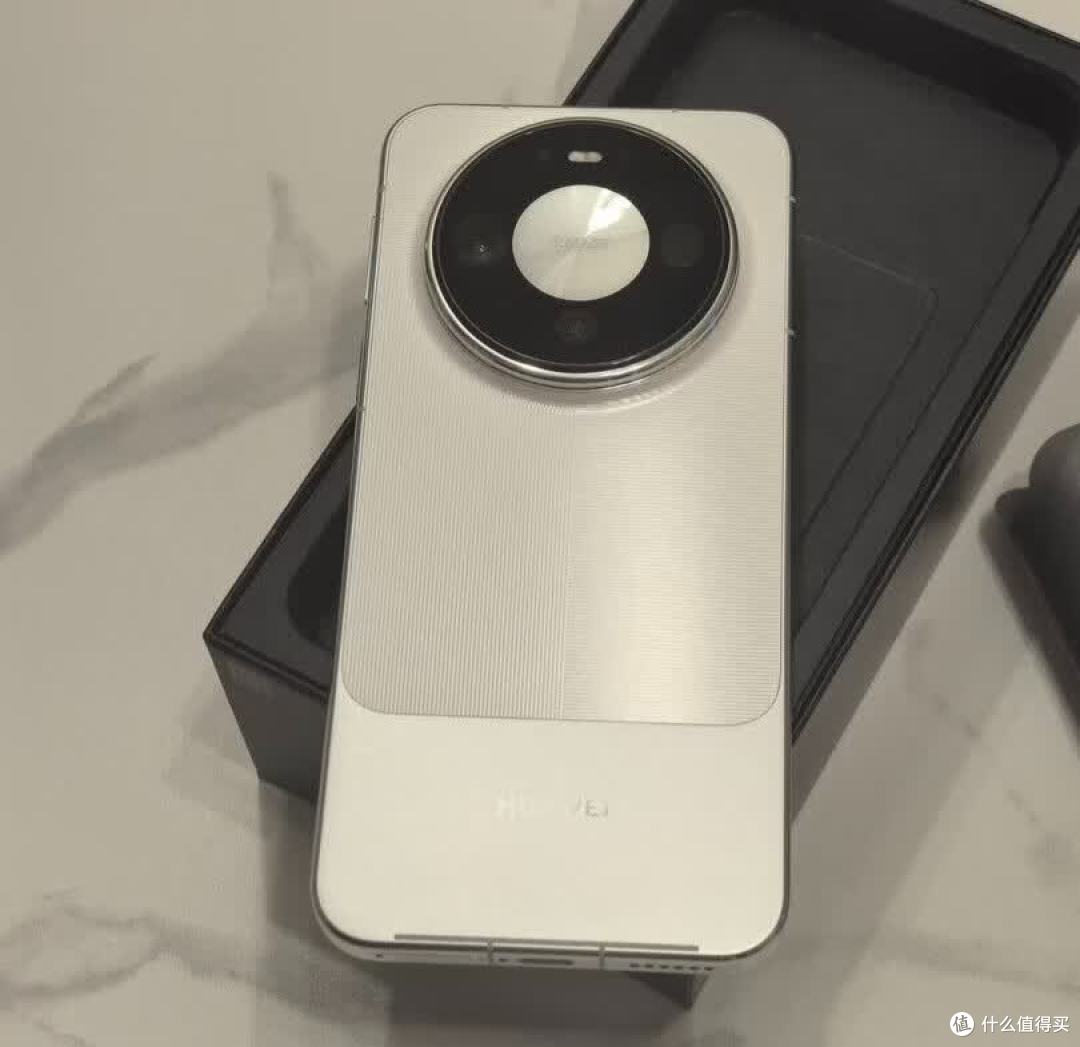 全系τ 芯片！华为Mate 90哪个版本可用「巨炮」？