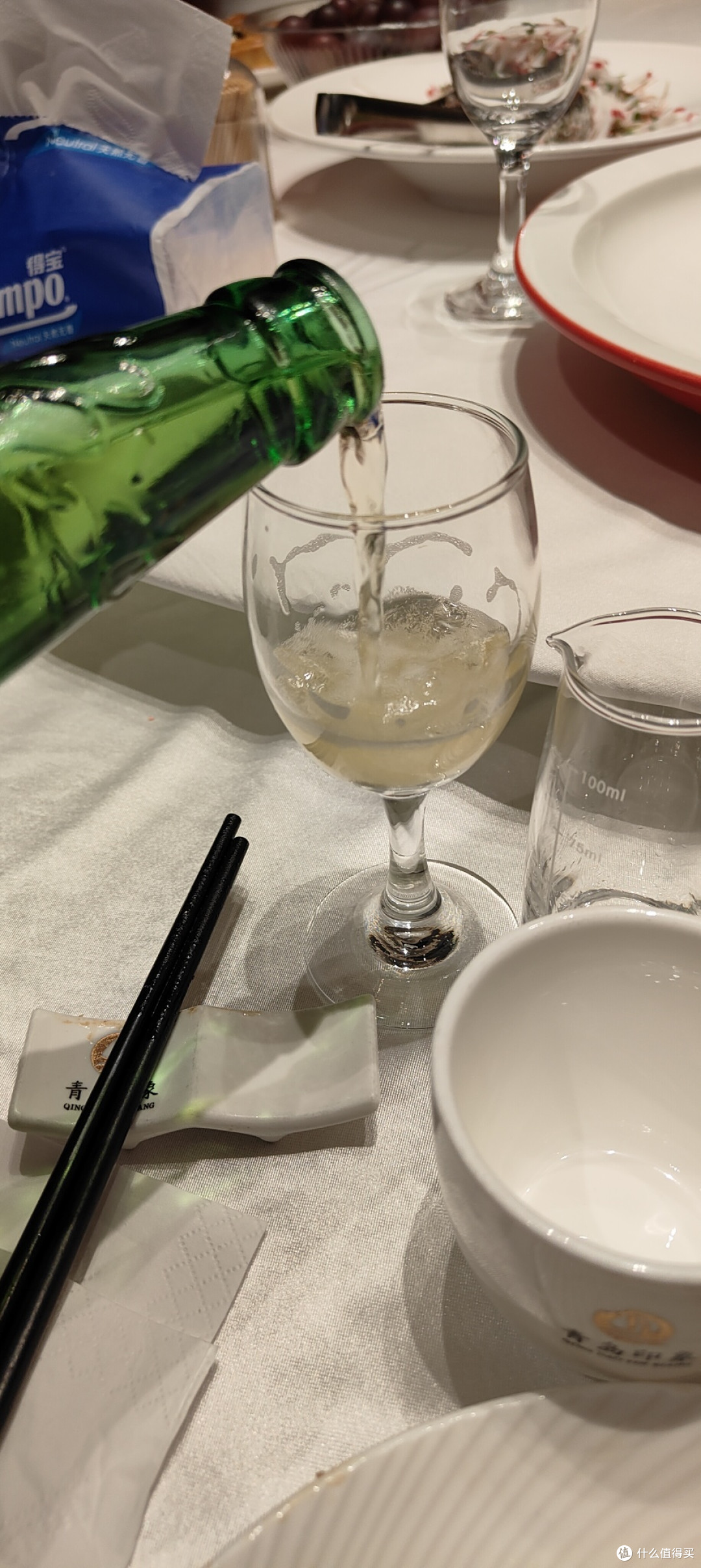 不想长胖还想喝啤酒,怎么破?试试青啤零糖新品干啤,也算平衡点