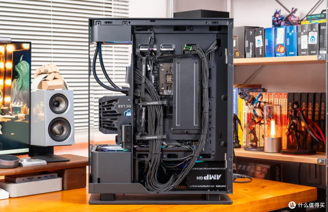 追风者视界之窗像素版+华硕STRIX X870E-E NEO+影驰5080黑魂X装机
