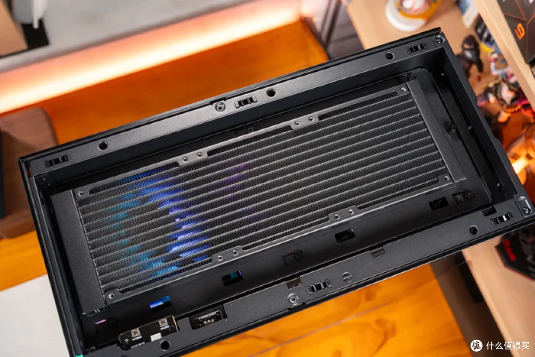 追风者视界之窗像素版+华硕STRIX X870E-E NEO+影驰5080黑魂X装机