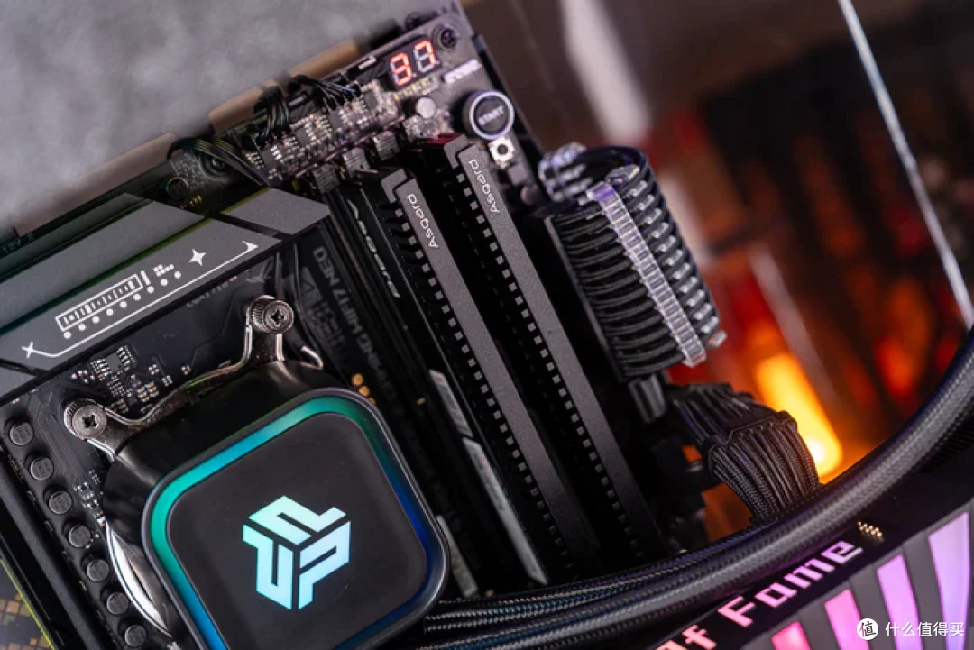 追风者视界之窗像素版+华硕STRIX X870E-E NEO+影驰5080黑魂X装机