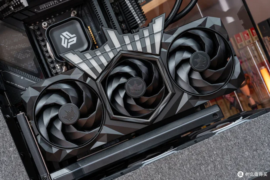 追风者视界之窗像素版+华硕STRIX X870E-E NEO+影驰5080黑魂X装机