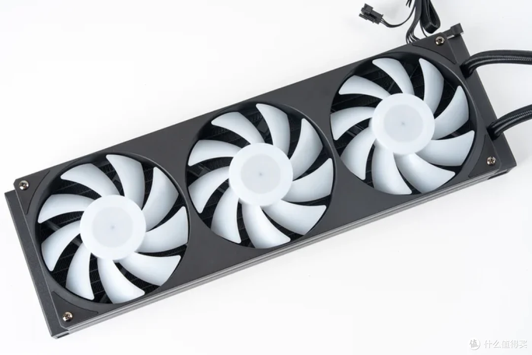 追风者视界之窗像素版+华硕STRIX X870E-E NEO+影驰5080黑魂X装机