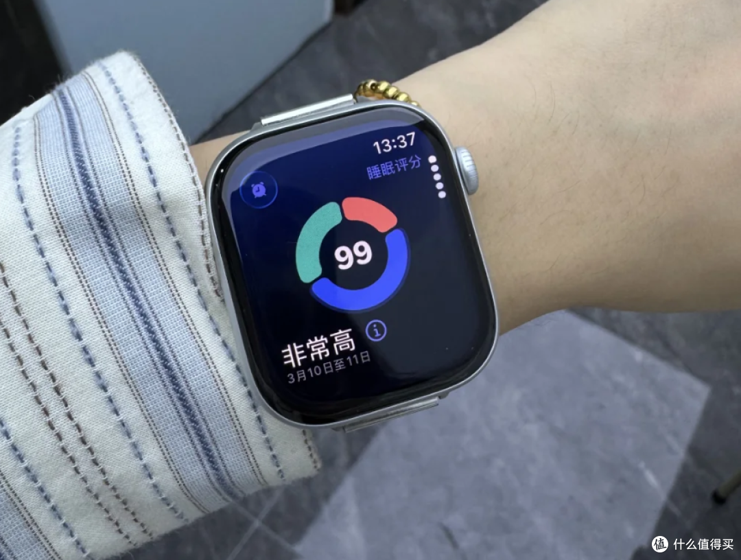 智能手表是怎么知道我们睡着的？揭秘一块手表背后的睡眠监测原理