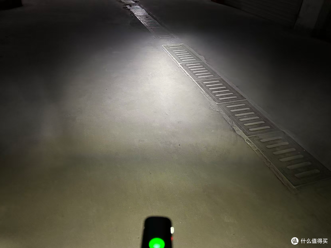 多款自行车灯实测横评,夜骑车灯怎么选看这篇