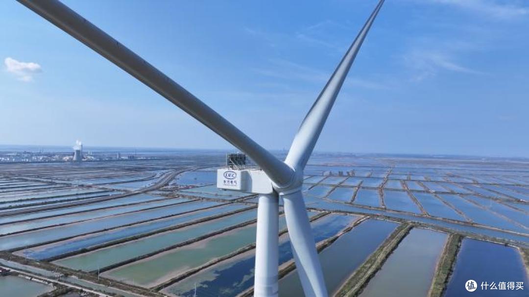 高达365米,德国建成世界最高风力发电机主体!与我国相比如何?