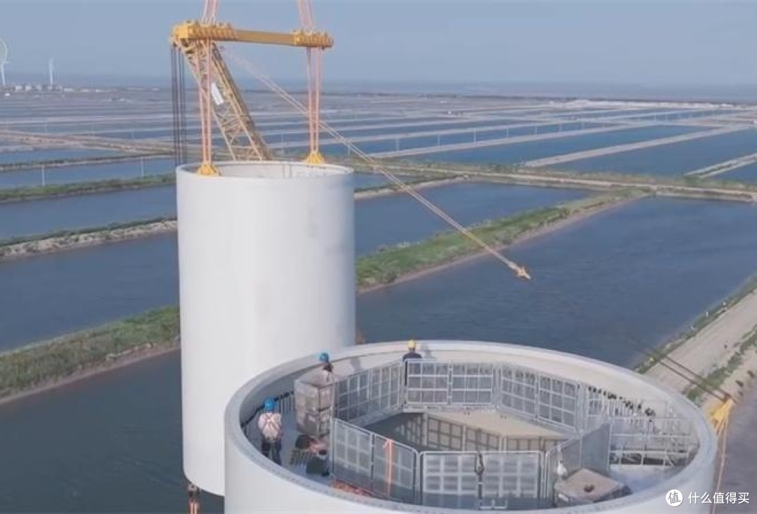 高达365米,德国建成世界最高风力发电机主体!与我国相比如何?