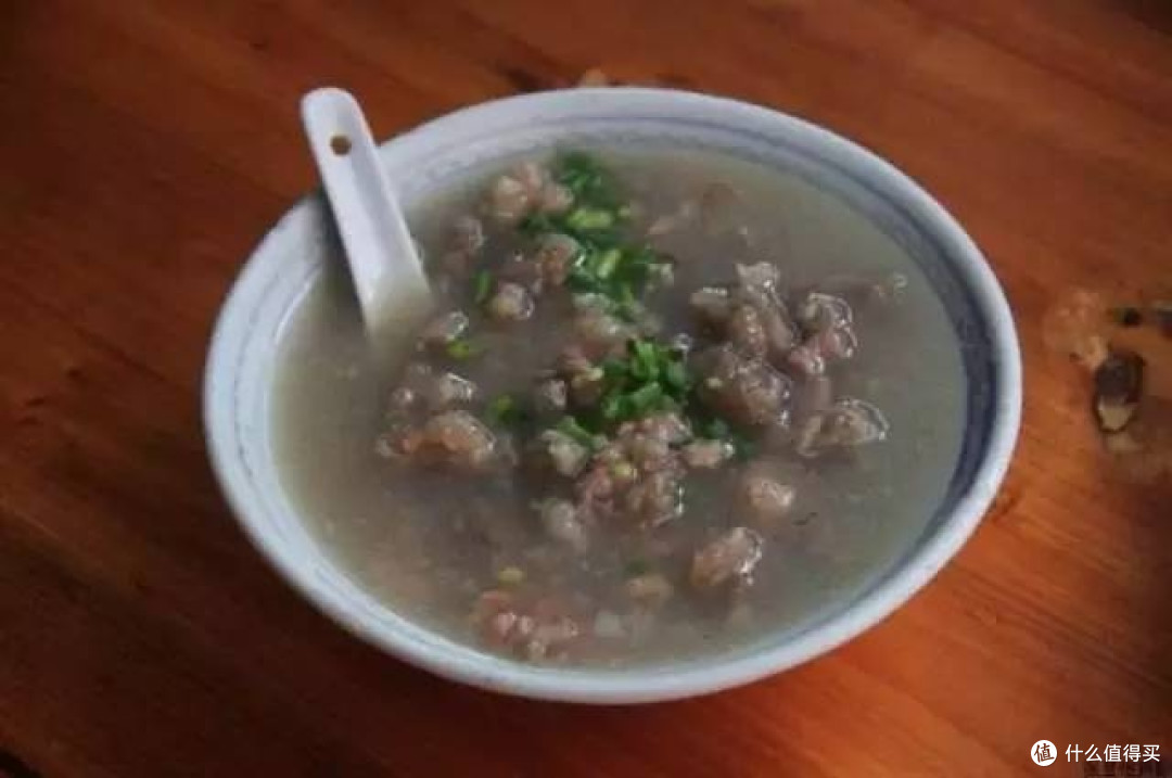 一碗兜汤暖客心——客家牛肉兜汤