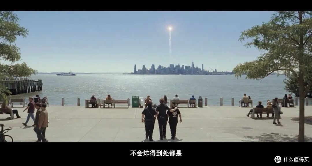《流浪地球》编剧：“短视频怎么就不算电影呢？”