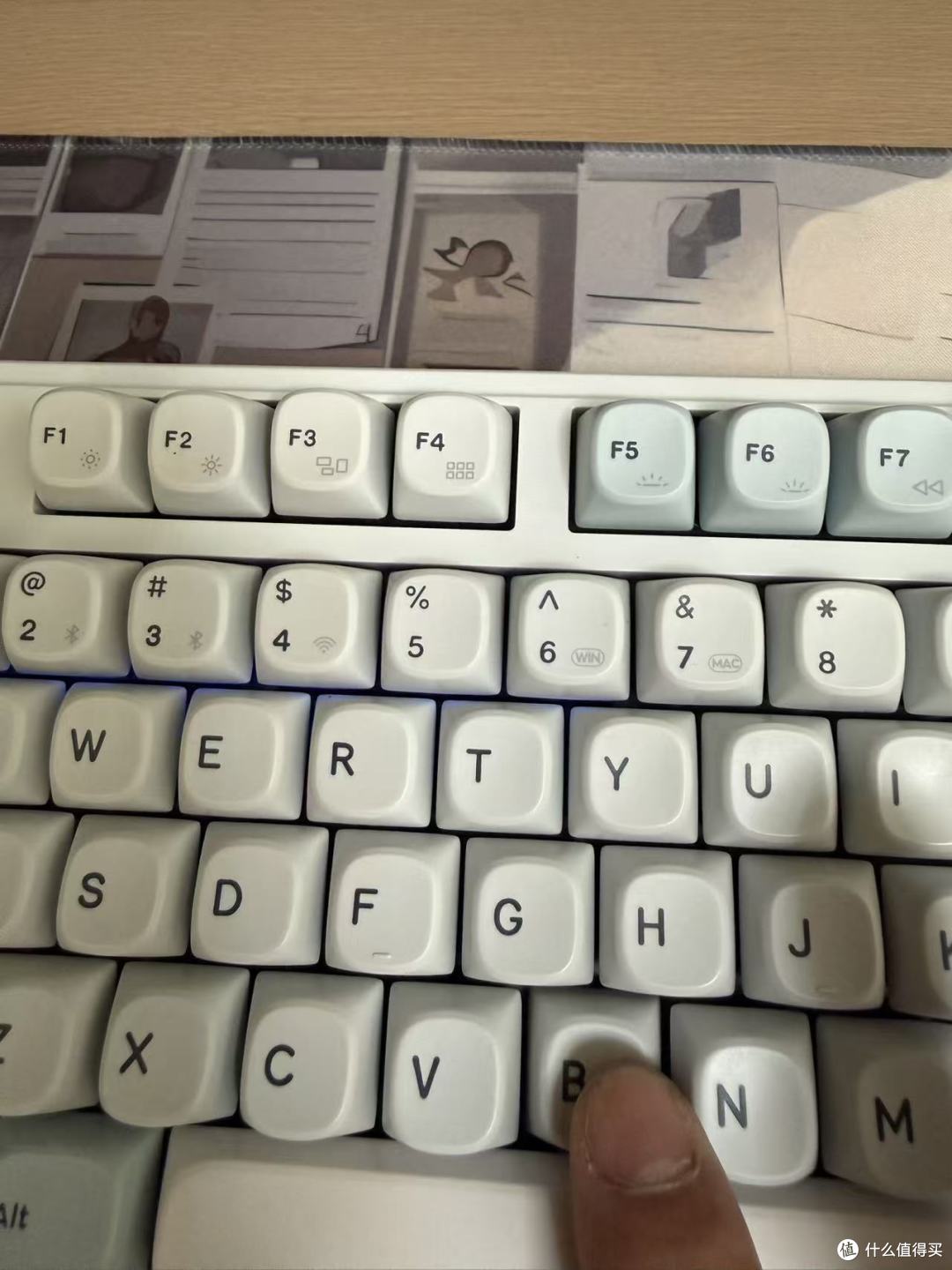 Fn+B查看电量