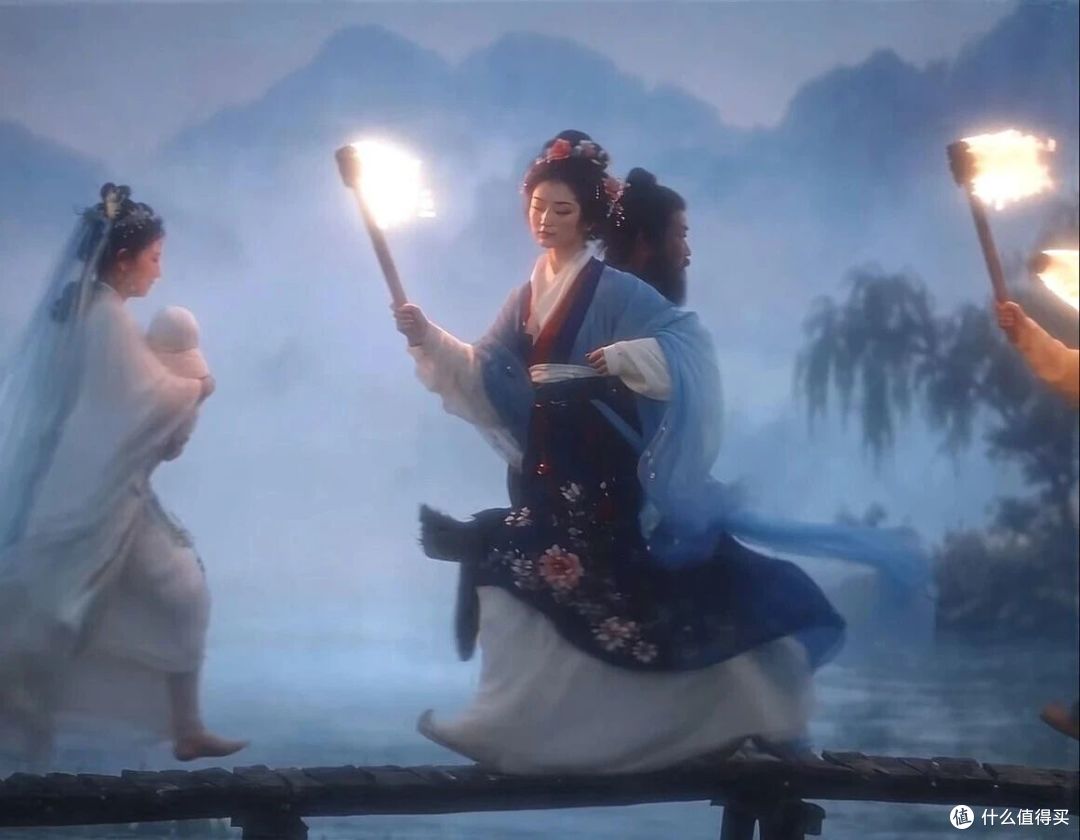 做AI短剧却不用AI炫技，磨一集用了12天，播放破亿了