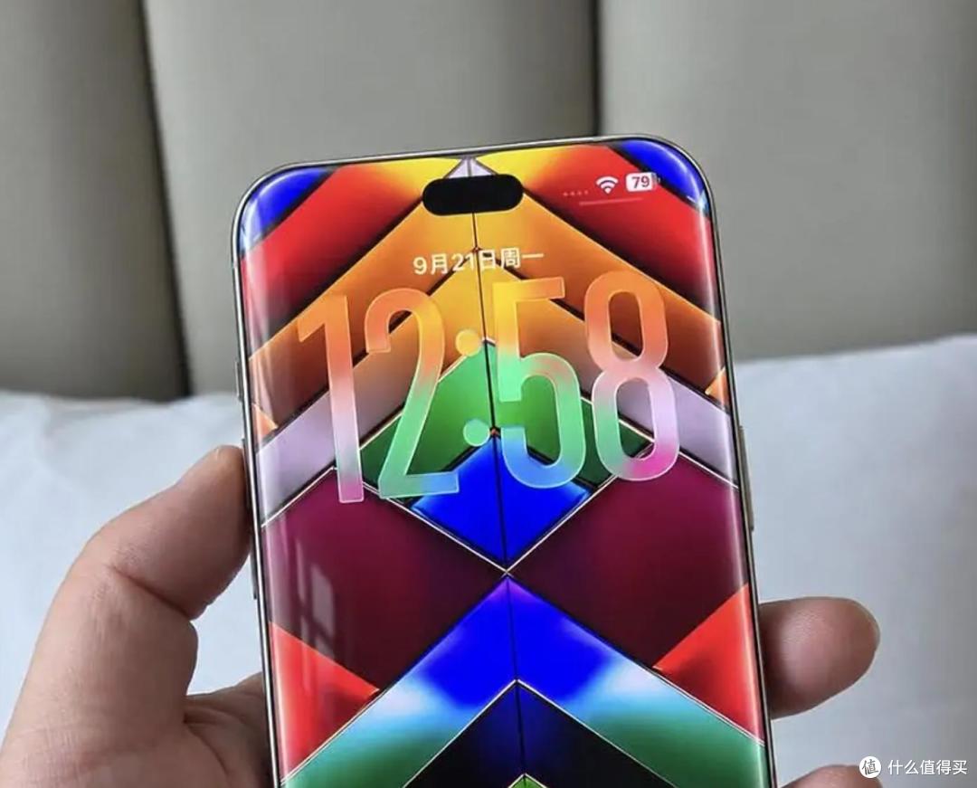 这是神作？iPhone 20 Pro Max新曝光：近7英寸+“整块玻璃”设计