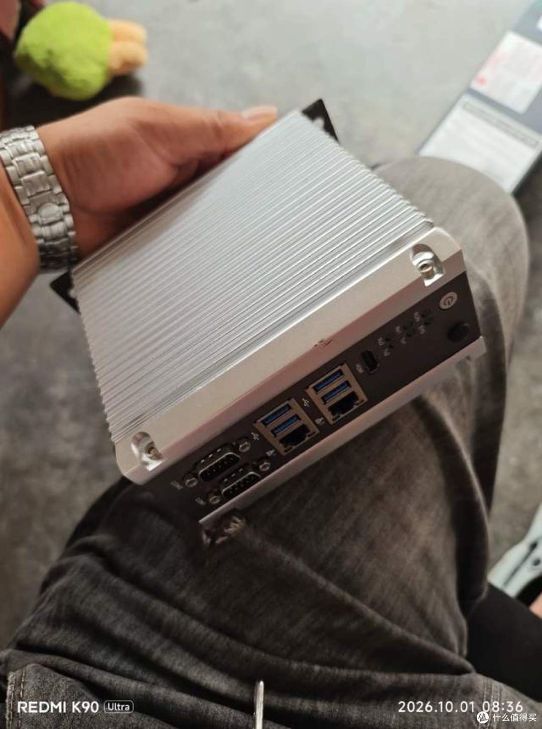 二手鱼300元诺亚eBOX-3560工业级宽压供电+导轨安装,这漏该不该捡