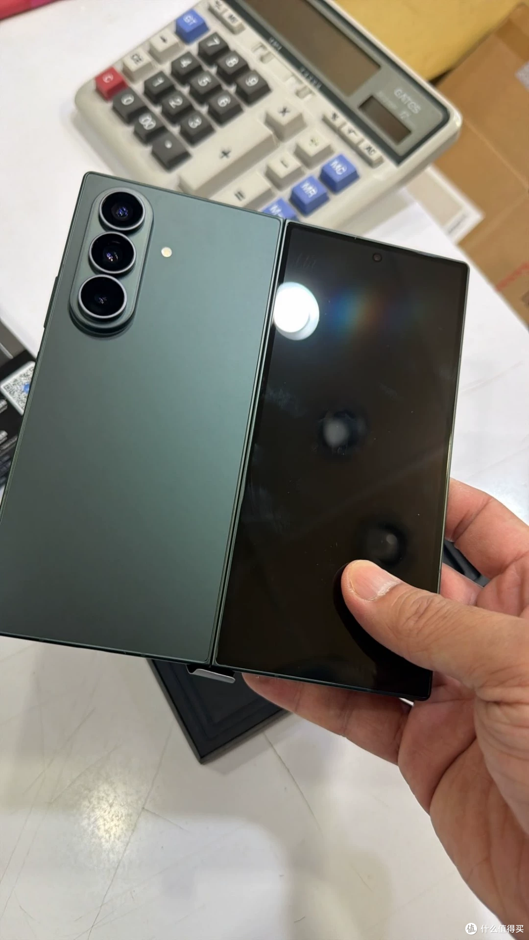 8928元的三星Fold8 Ultra,比国行少的六千谁出?