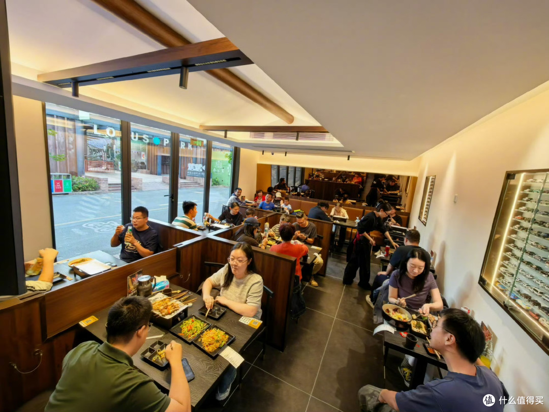 韩路开烤串店,没开门差评先来,开业二天卖3万!高德回应