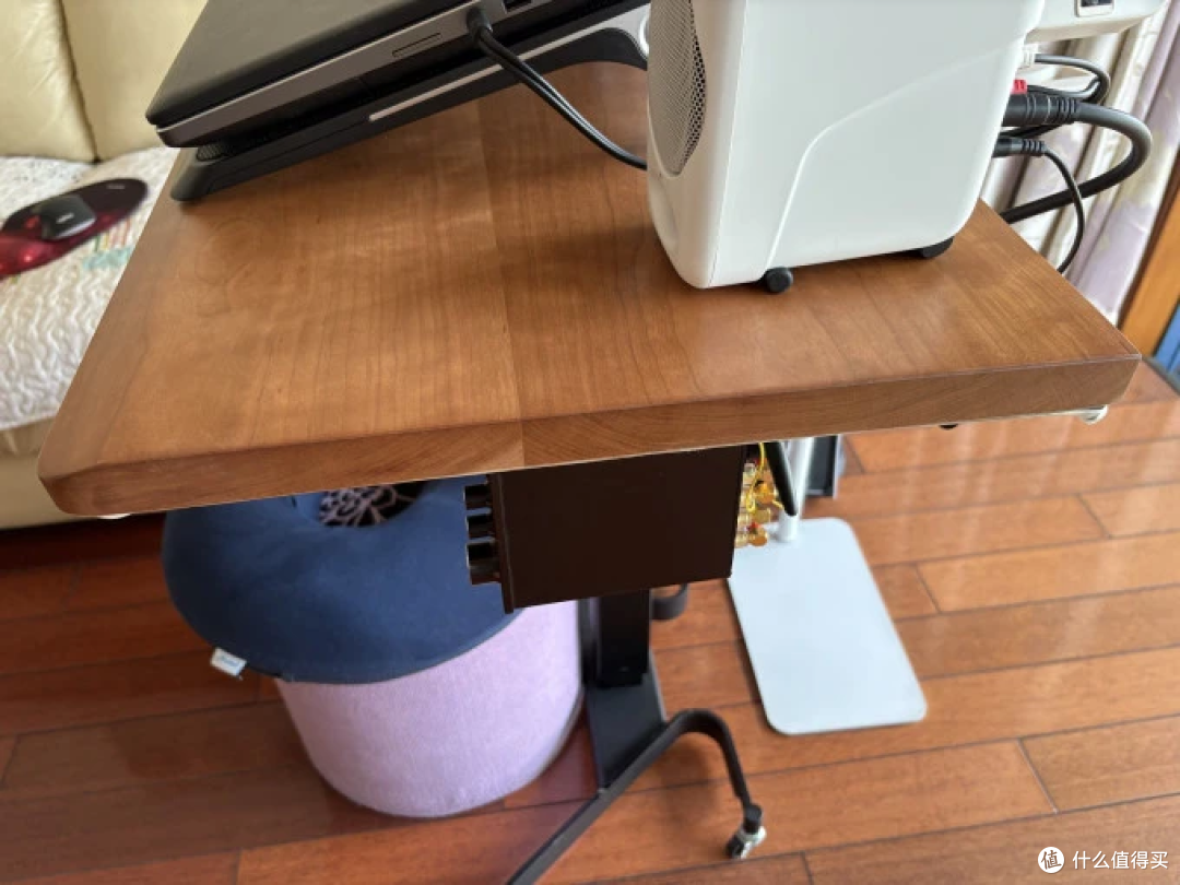 脑洞大开DIY了一套升降桌音箱