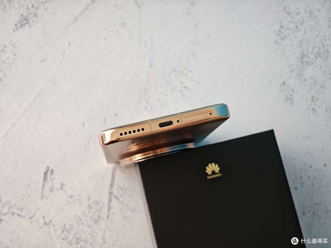 9999元上手Mate90 Pro Max 麒麟9050 Pro初体验
