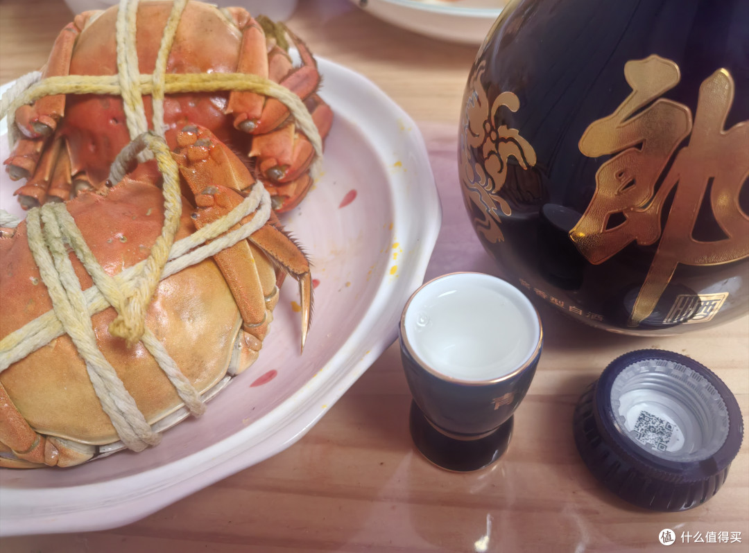 双节+老同志退休,拿出2021年的青花郎礼盒装庆祝,还行不?!