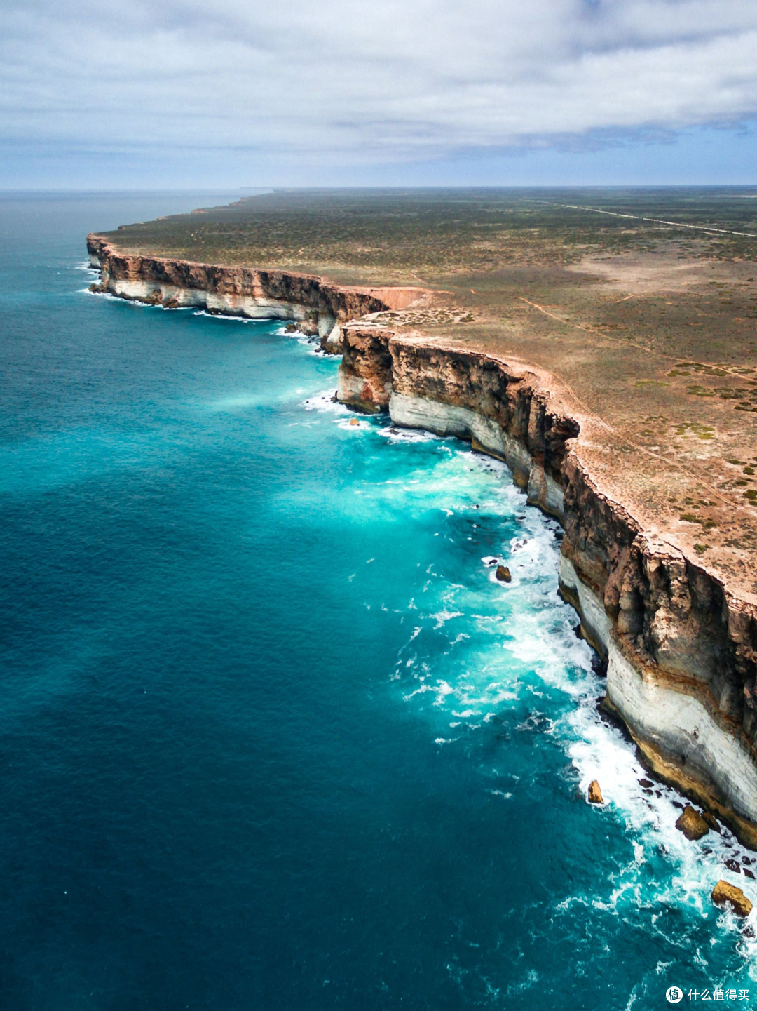 ● Bunda Cliffs, Eyre Peninsula, South Australia  📷 / © Tourism Australia