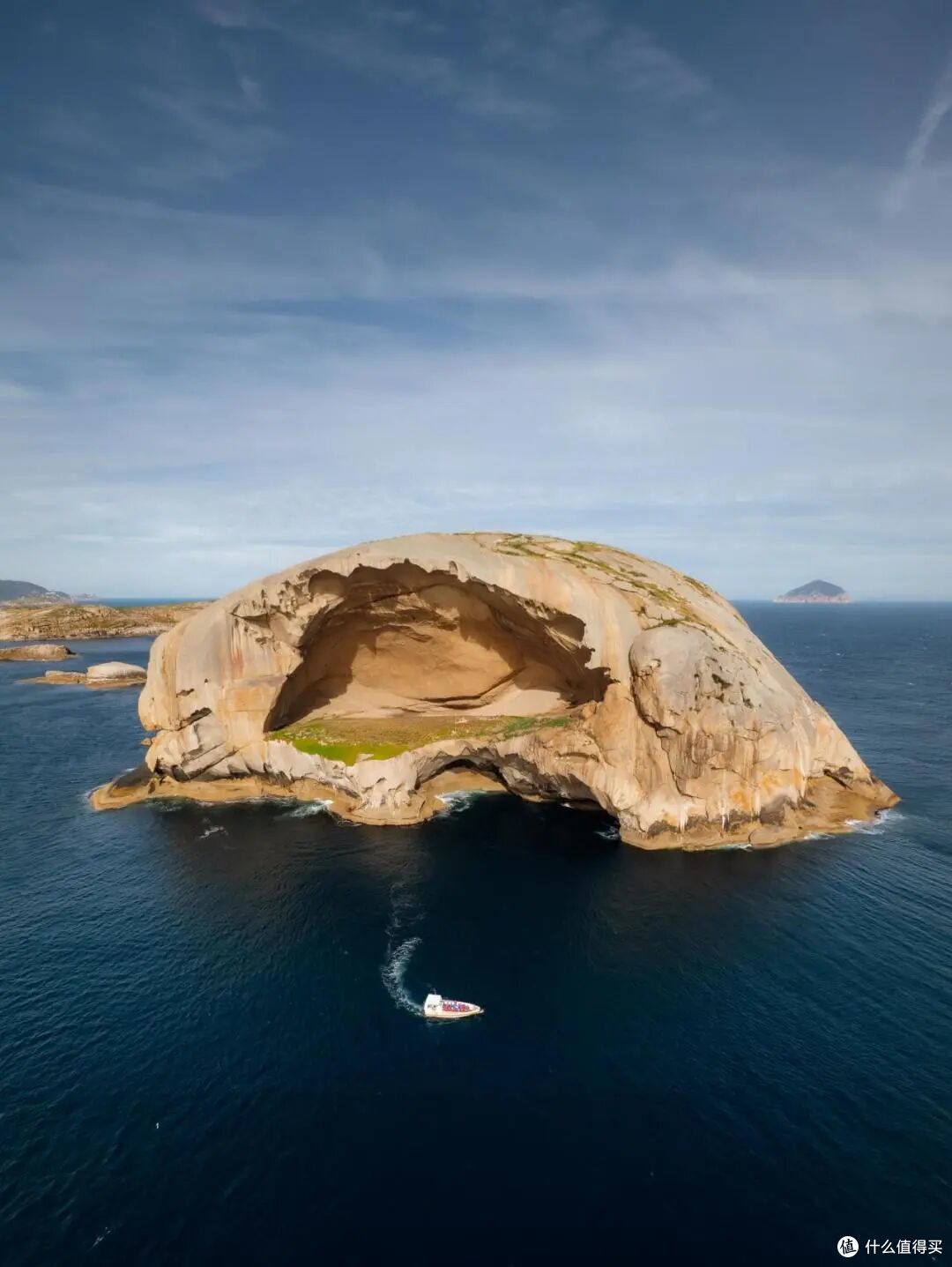 ● Skull Rock, Wilsons Promontory National Park, Victoria  📷 / © Tourism Australia/Visit Victoria