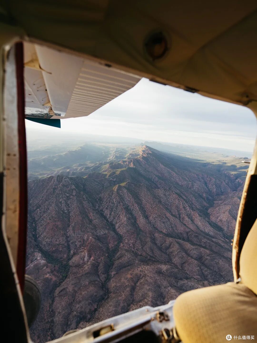 ● Wilpena Pound, Flinders Ranges & Outback, South Australia  📷 / © South Australian Tourism Commission