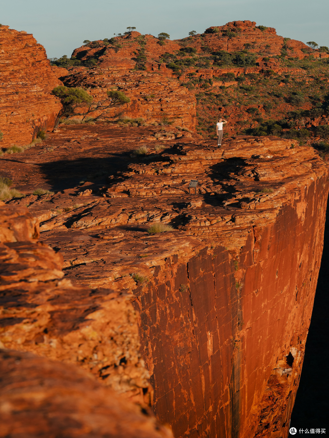 ● Kings Canyon, Red Centre, Northern Territory  📷 / © Tourism & Events NT/@domandjesso