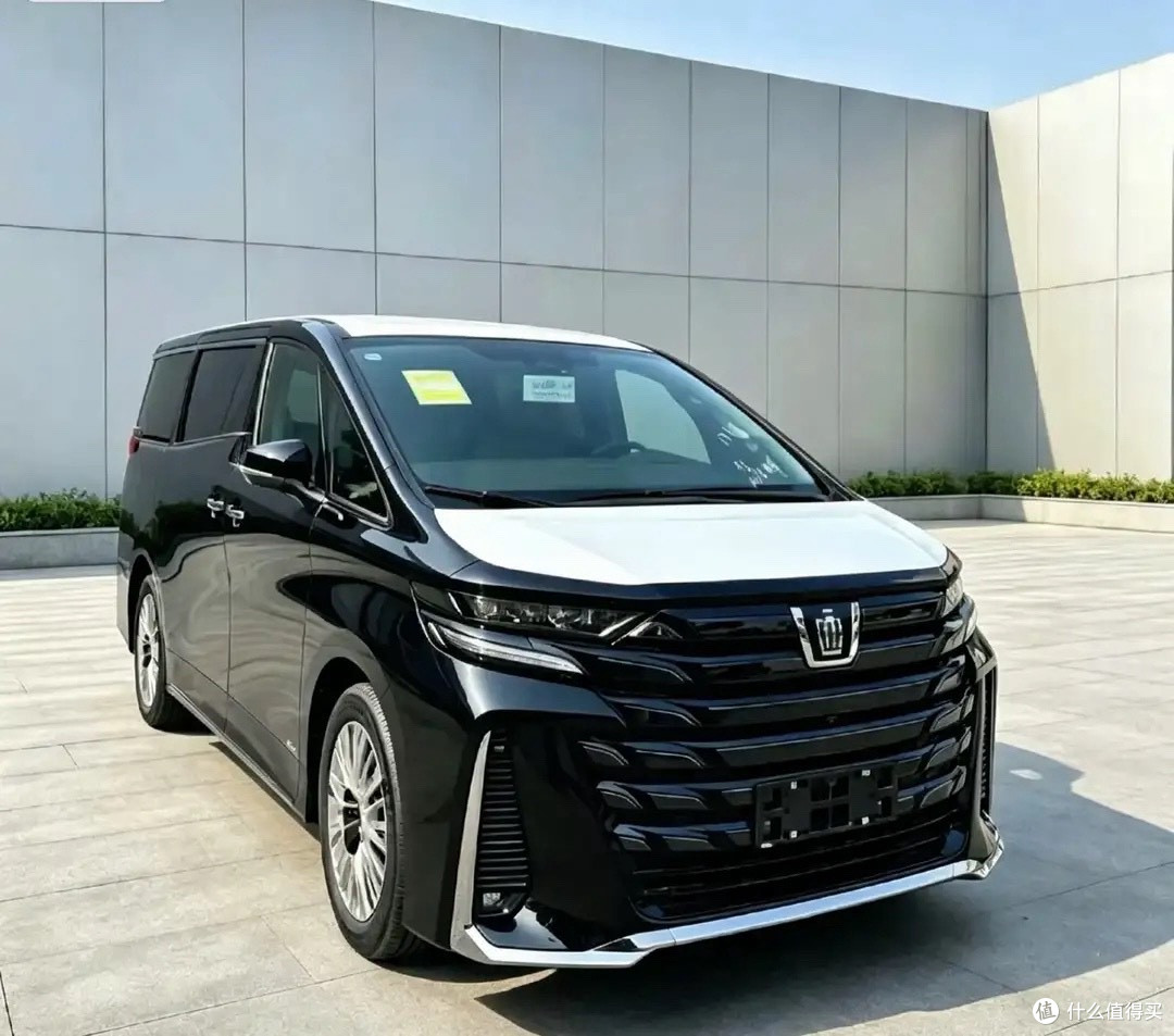 售价接近90万!26款皇冠威尔法迎来改款,传统豪华MPV还吃香吗?