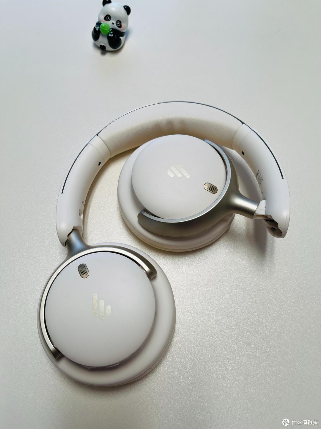 一副耳机连接手机和电脑,漫步者Fit900NB Turbo打工人实测