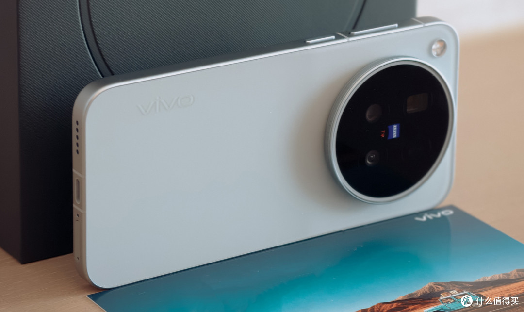 差1500,2亿长焦VS2nm芯片,买新还是买旧,vivoX300ProVSX500Pro