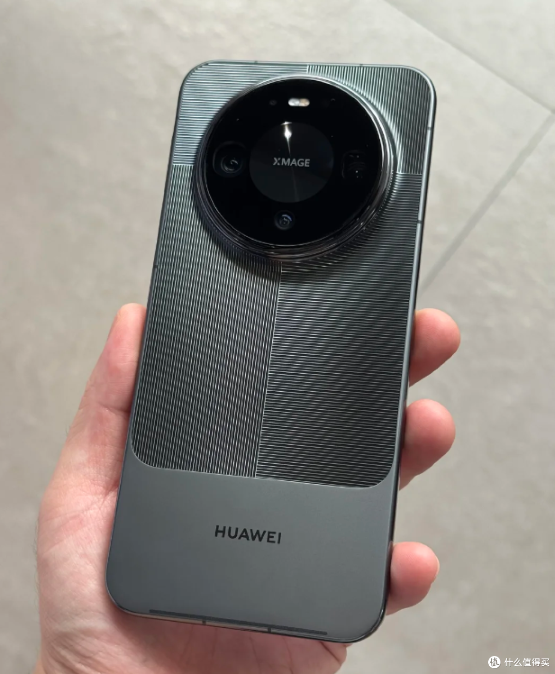 华为Mate90上市才几天,缺点太明显,希望华为能够重视改正