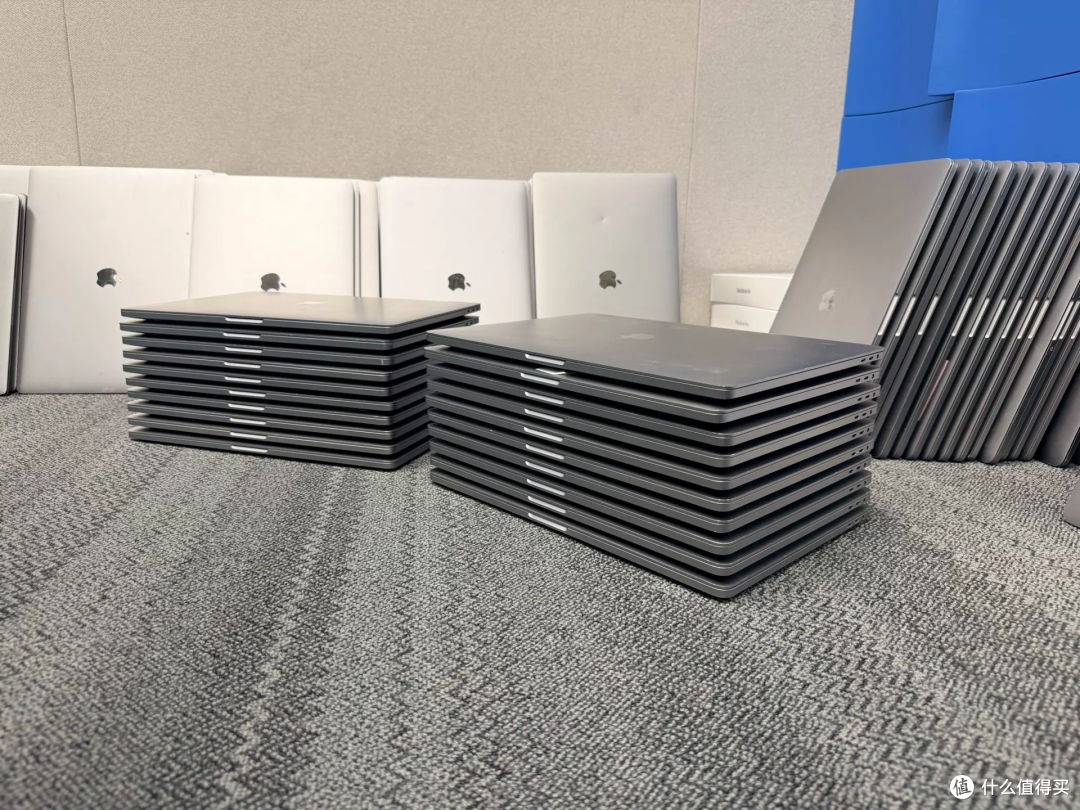 2019款16寸64GMacBook分3档卖,3888元起,差的是外壳吗?