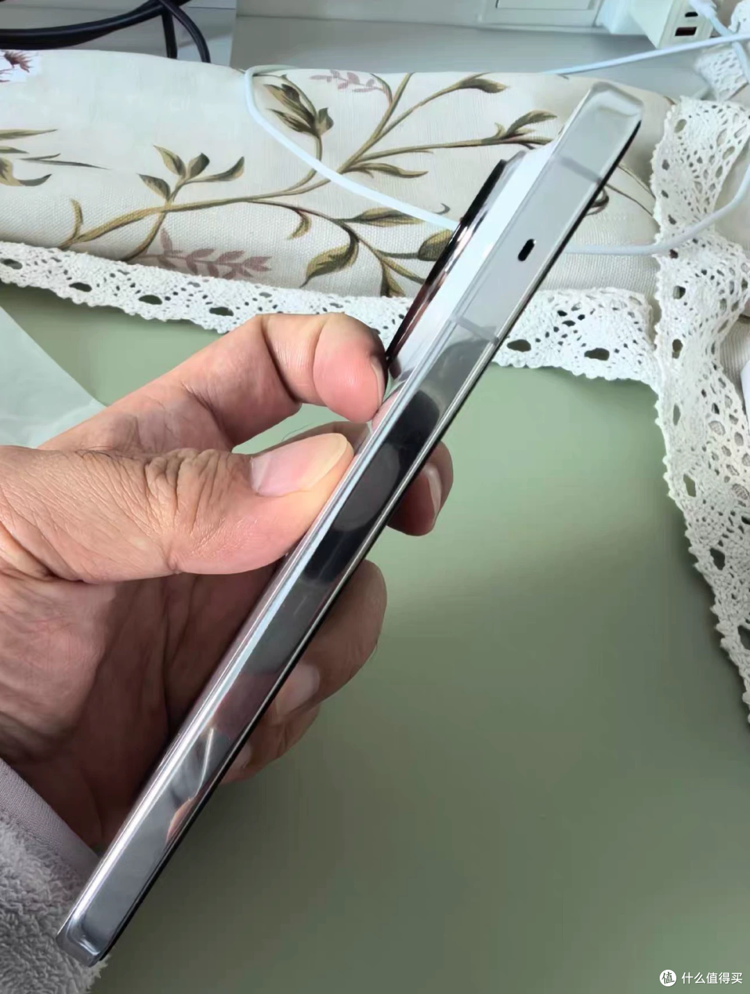 华为Pura X View 2100元,不到官网 3 成?