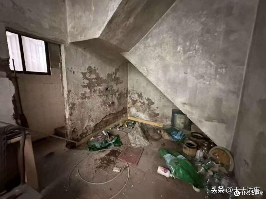 佛山市一栋1层老旧住宅楼房降价拍卖,被人44.87万元就竞得