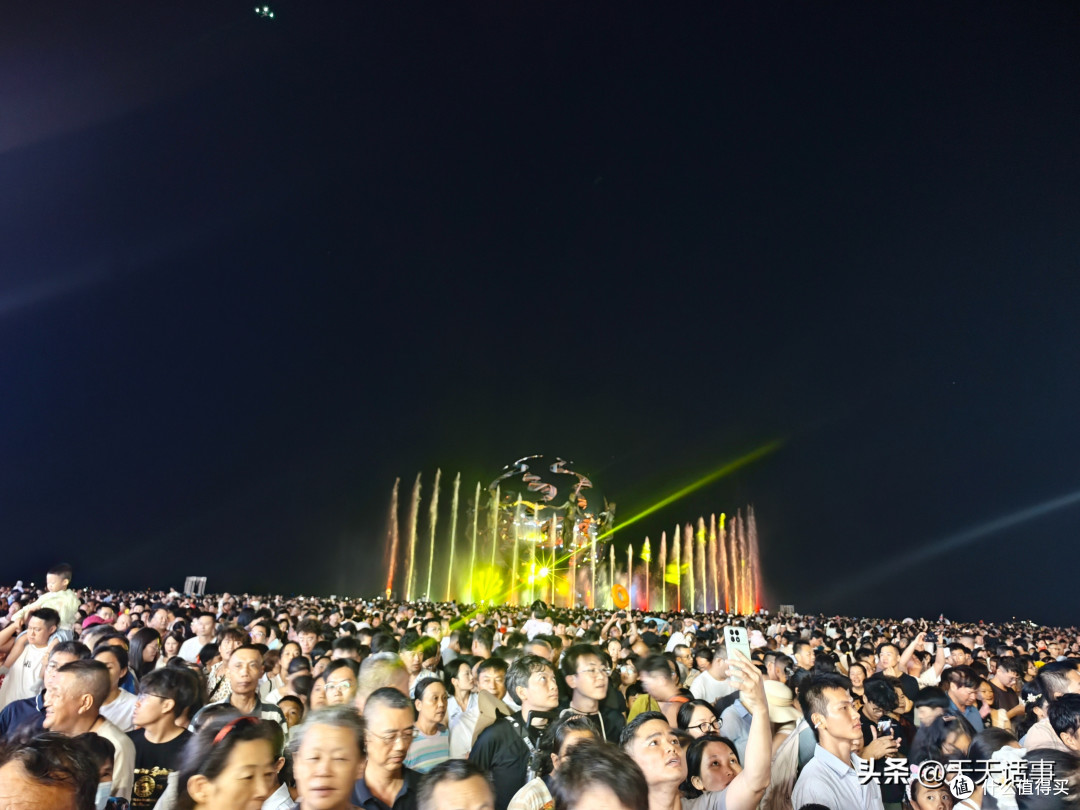 这个国庆假期,堪称北海银滩有史以来最火爆的假期