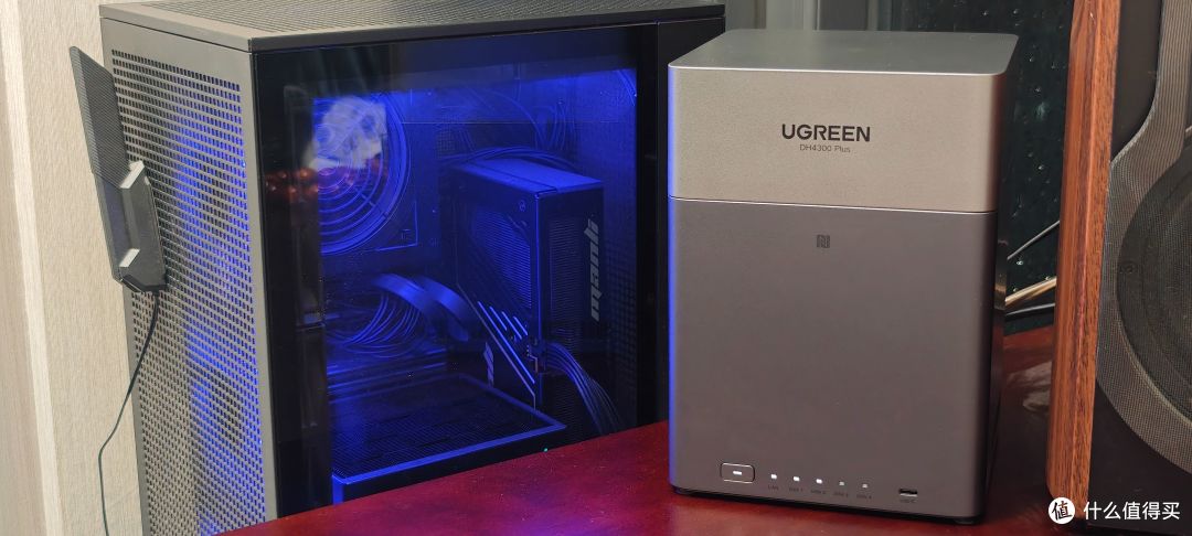 电脑3T+手机512G储存全满了,我上了台NAS绿联DH4300 Plus