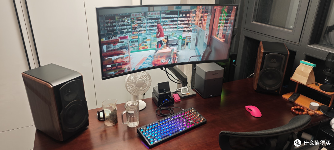 电脑3T+手机512G储存全满了，我上了台NAS绿联DH4300 Plus