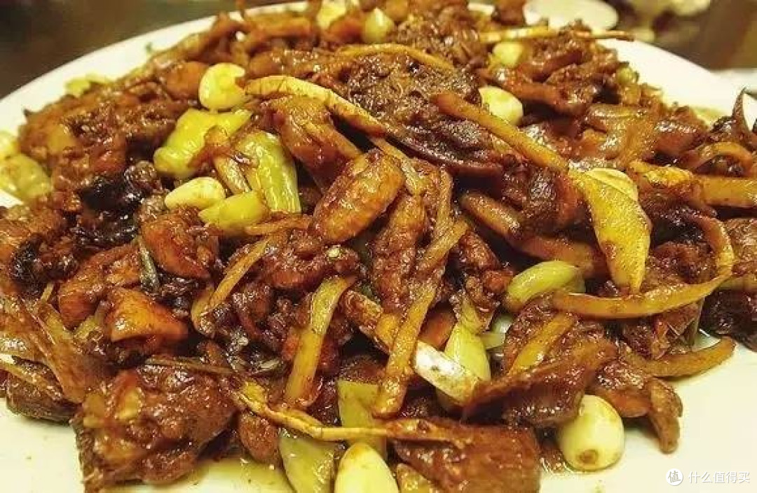 高峰柠檬鸭，南宁山野间的酸辣风味

 