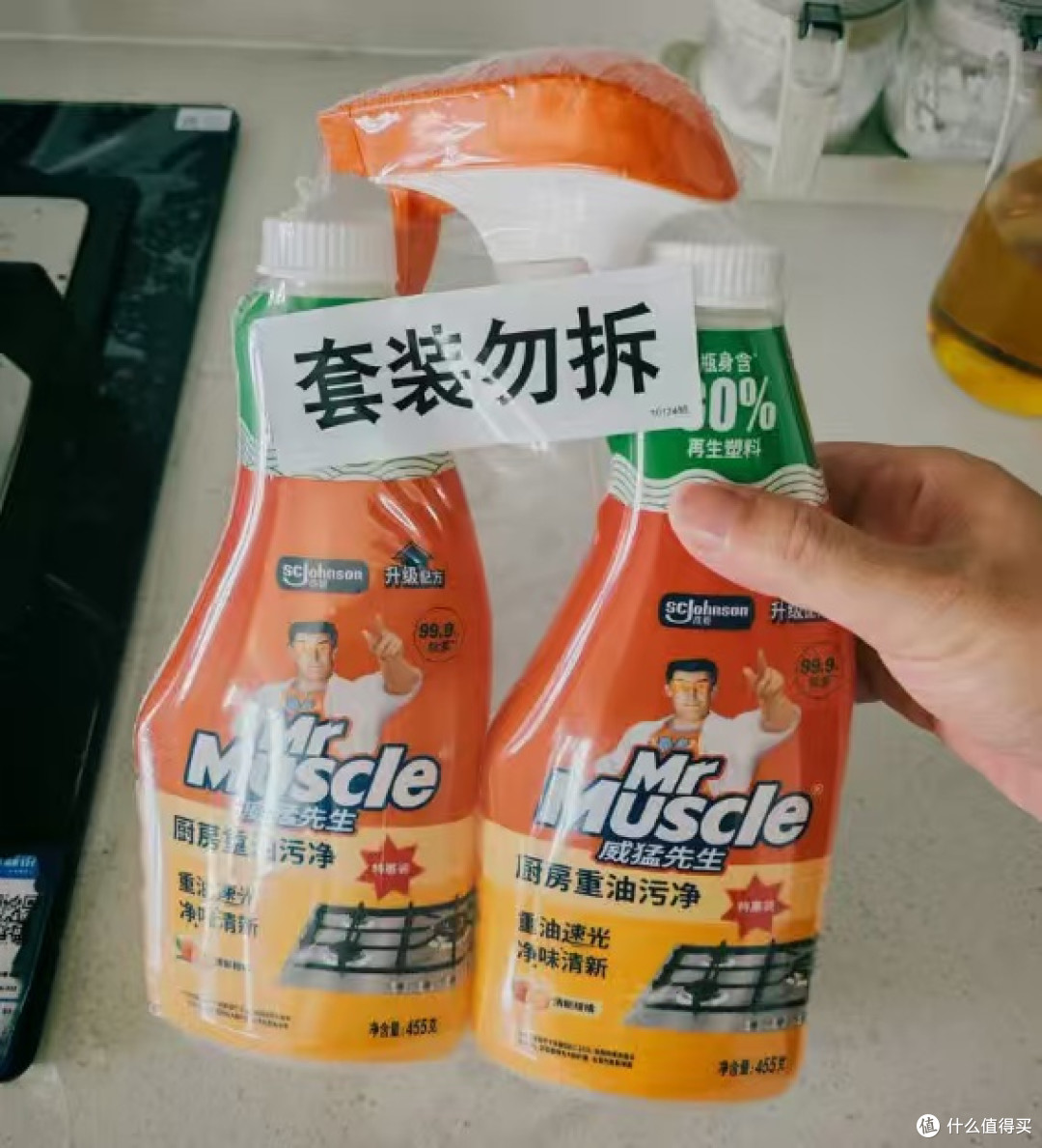 威猛先生重油污净，油烟机老油垢一喷一擦全搞定