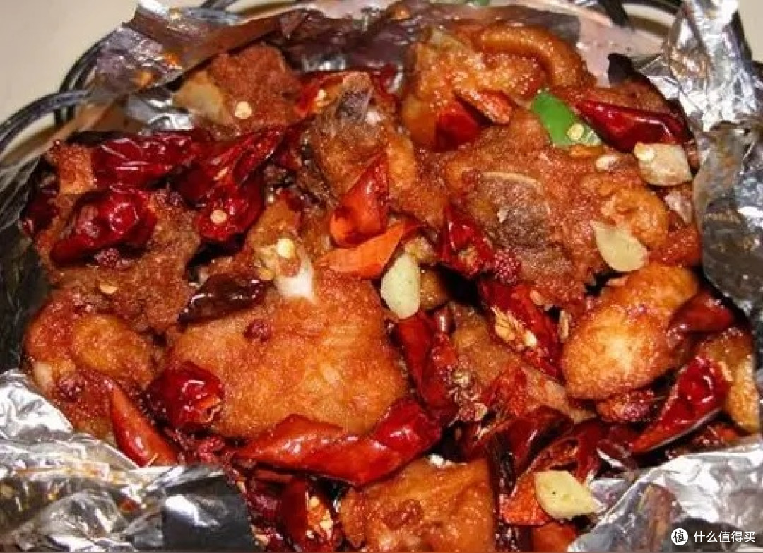 梧州纸包鸡：纸裹珍馐，百年粤桂风味