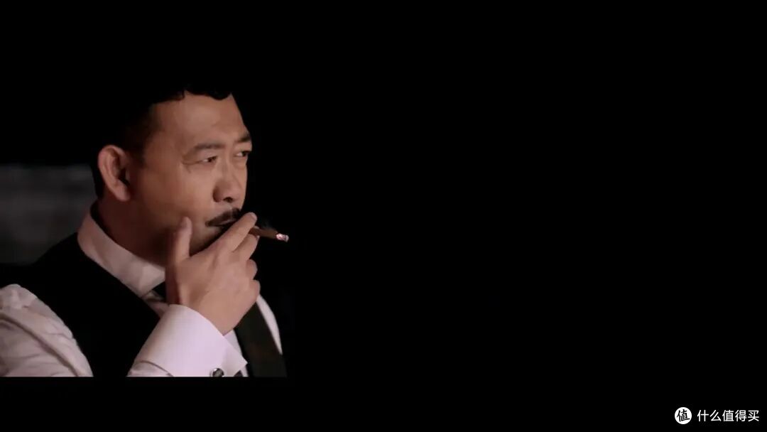 53万人打出8.2分,最“冷冽、生猛”的犯罪片